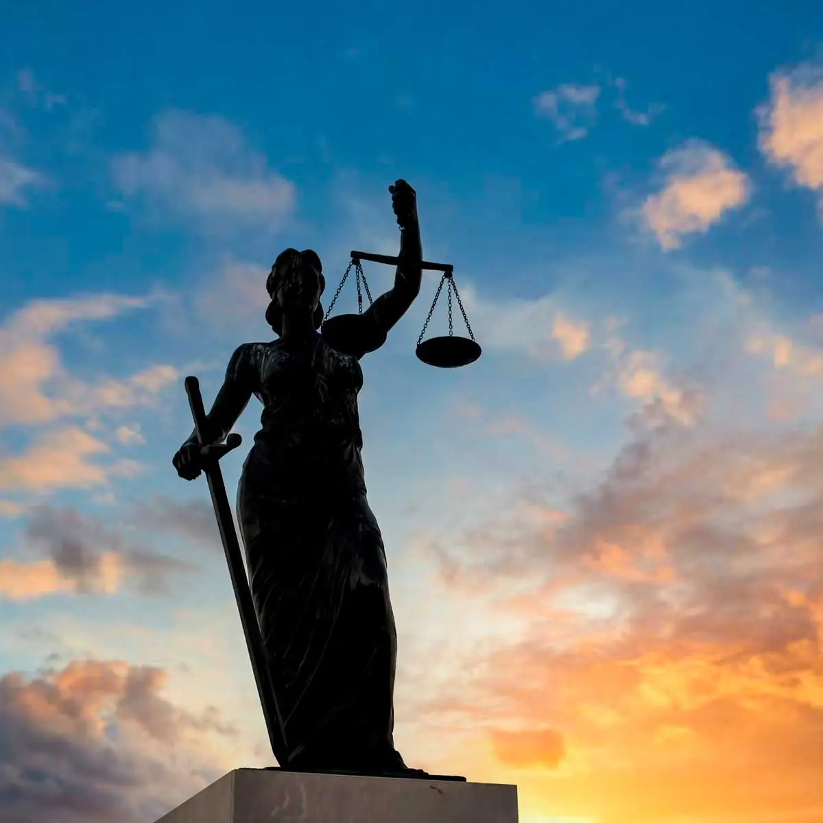statue-of-justice